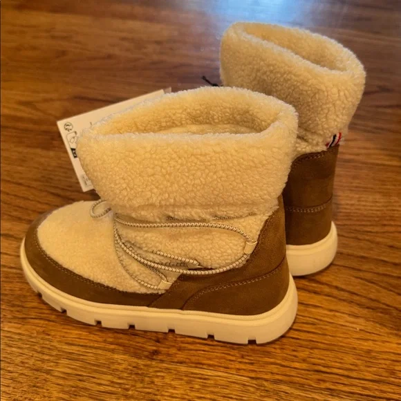 NWT Hunter kids cozy Sherpa waterproof boots size 1 - Picture 5 of 8